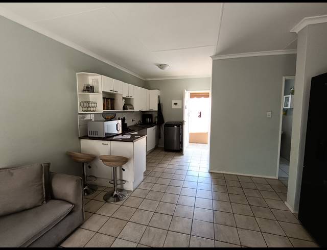 2 BEDROOM APARTMENT FOR SALE IN FLORENTIA